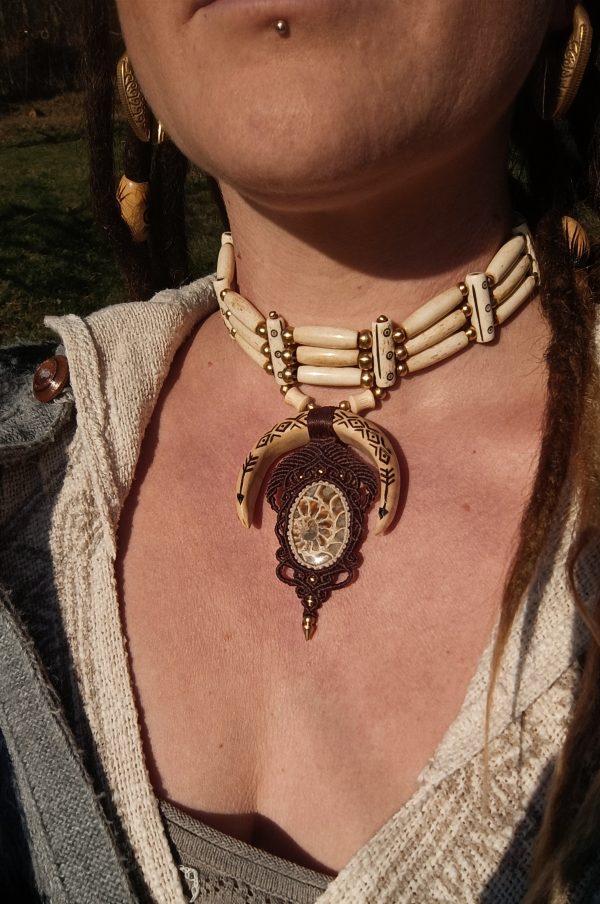 Collier ras-de-cou ammonite fossile – Image 8