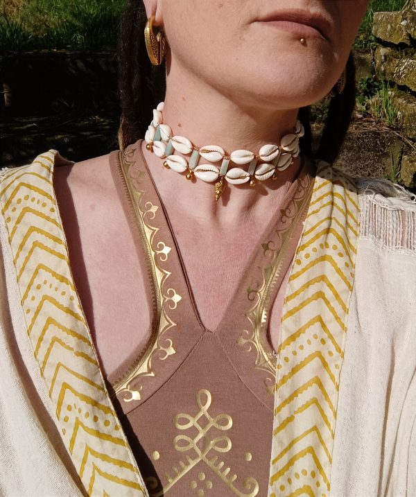 ensemble collier ras de coup et bracelet cauris – Image 4